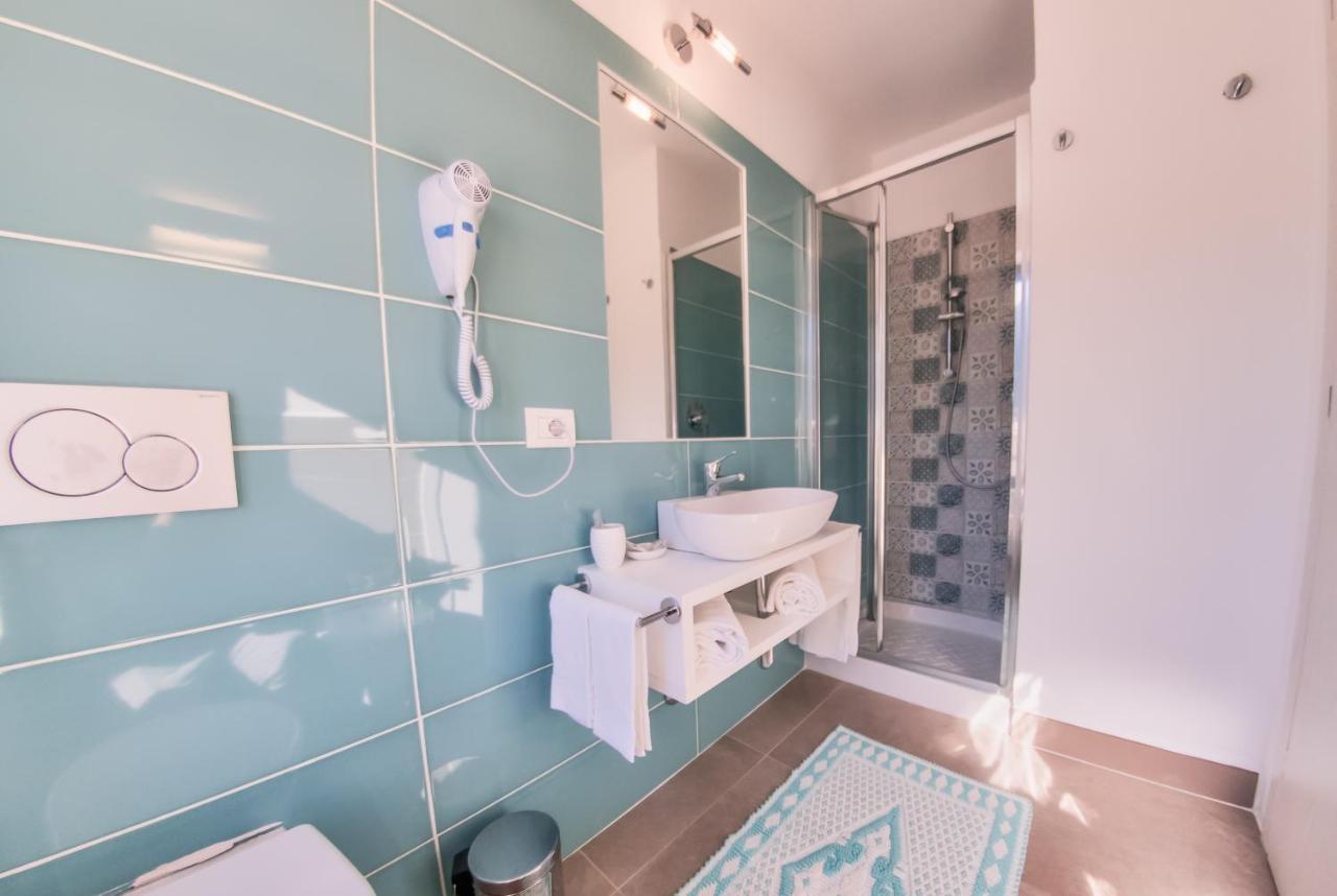 B&B Da Nicoletta San Pantaleo Buitenkant foto